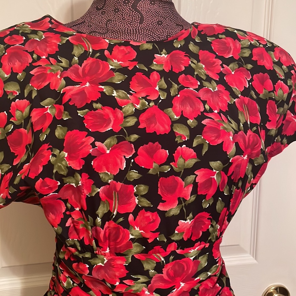 Vintage John Roberts 80’s Short Sleeve Floral Dress w/ shoulder pads Size 9/10 - Picture 3 of 11